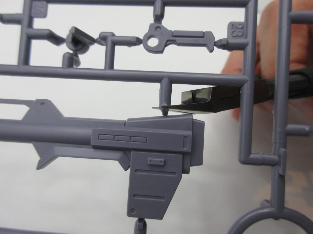 プラモデルのパーツで二度切りを解説する画像